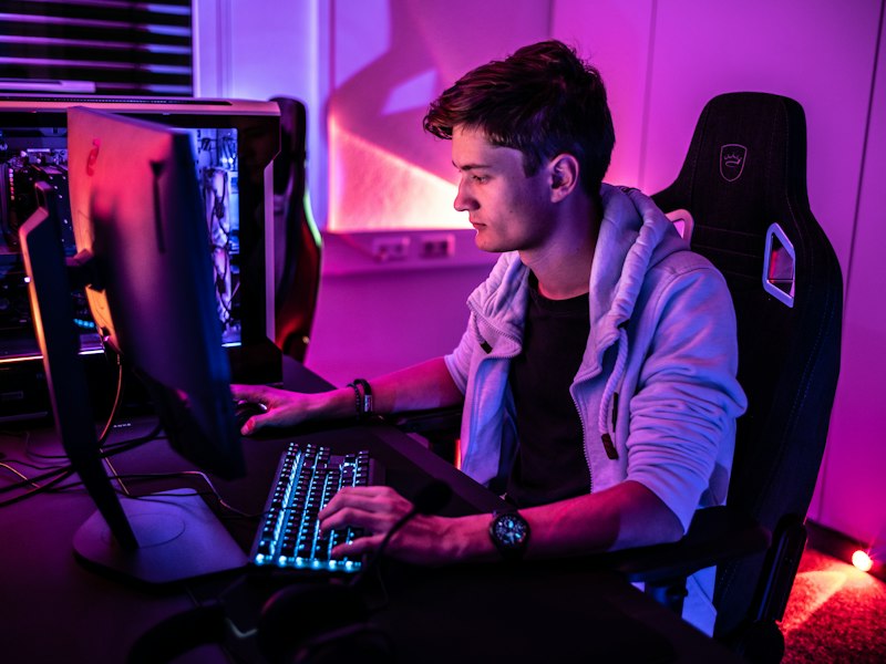 Boot camp practice room full of PCs